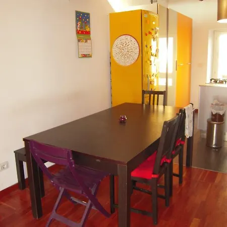 Lilith فندق مبيت وإفطار *